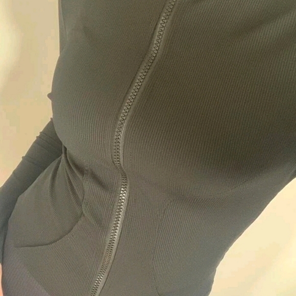 Black BBL Bodycon Jacket SOLD - Picture 4 of 7